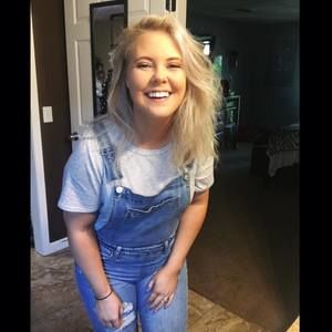 Meet your Posher, Ashley